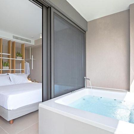 Noemie Luxury Suites Chania  Exteriör bild
