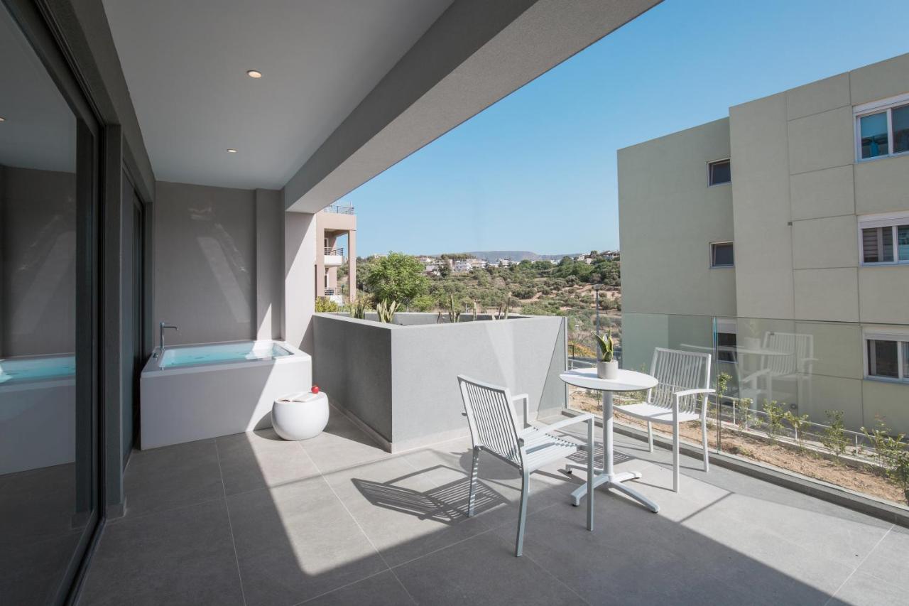 Noemie Luxury Suites Chania  Exteriör bild