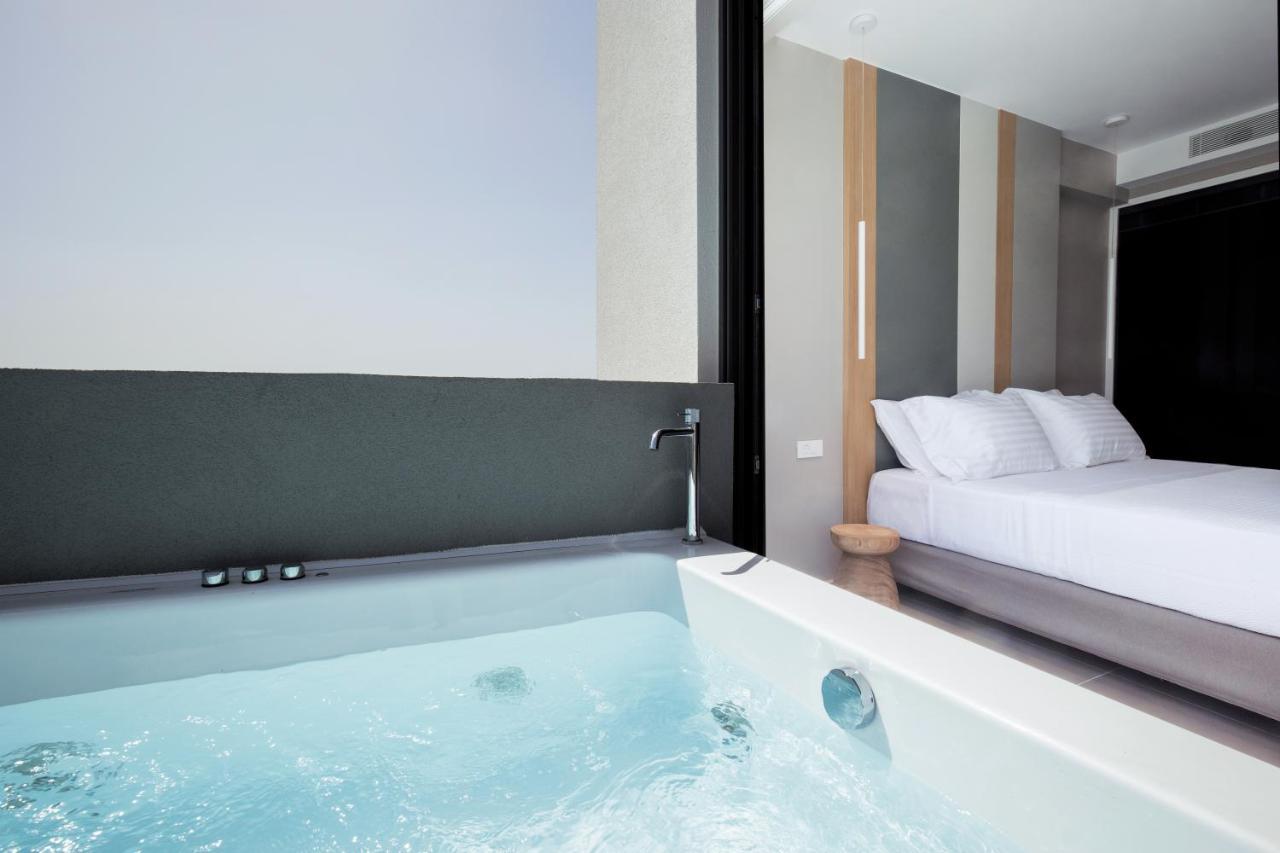 Noemie Luxury Suites Chania  Exteriör bild