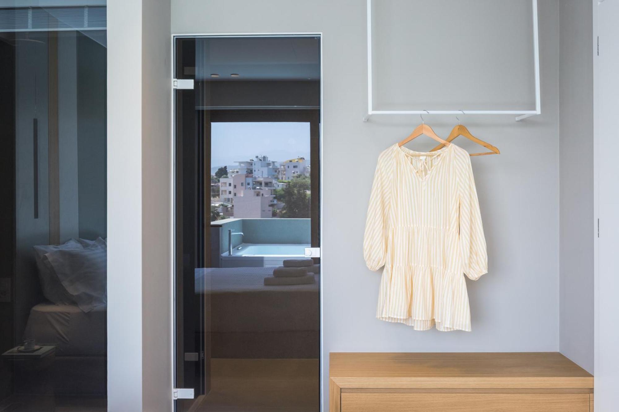 Noemie Luxury Suites Chania  Rum bild