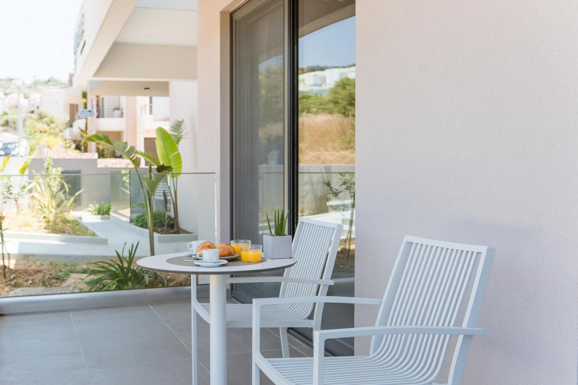 Noemie Luxury Suites Chania  Rum bild