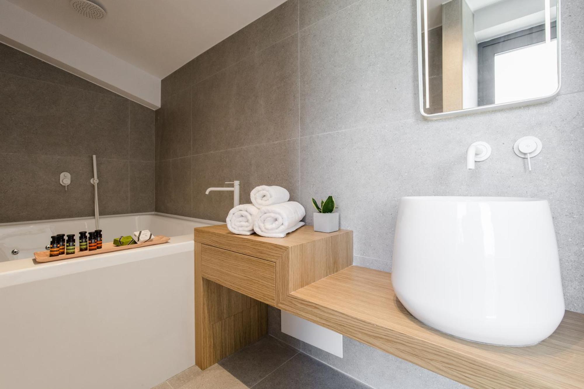 Noemie Luxury Suites Chania  Rum bild