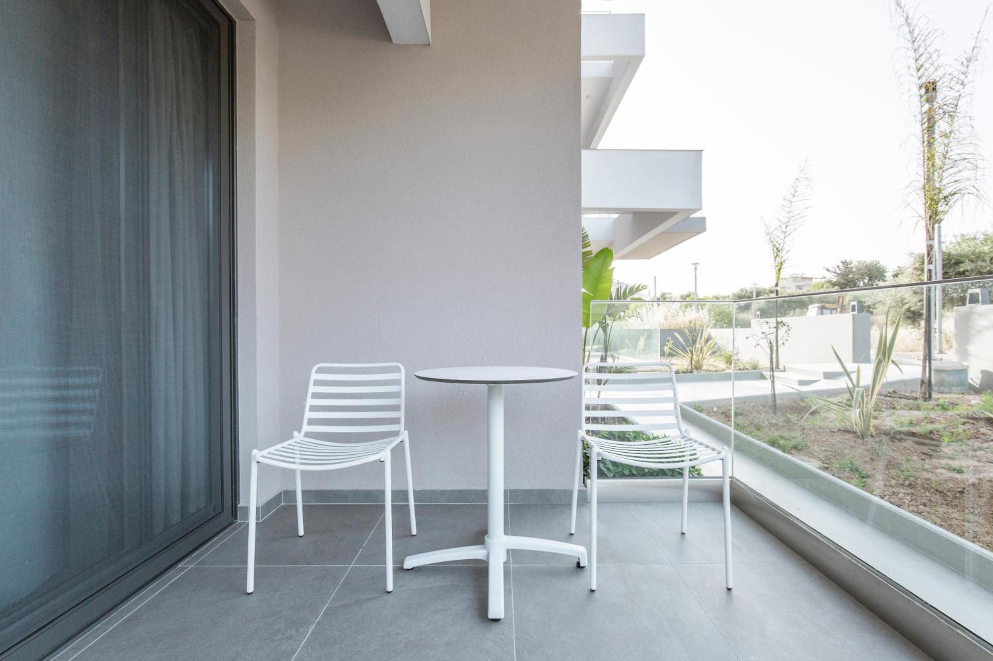 Noemie Luxury Suites Chania  Rum bild